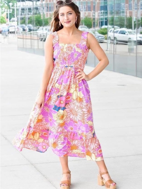 entro Dresses & Skirts - entro Pink Floral Midi Sundress